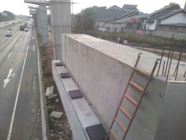 Pasang Balok Girder, Lajur Tol Jakarta-Cikampek akan Dikurangi