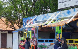 Warga Solo, Kini Bisa Perpanjang SIM di Angkringan Drive Thru