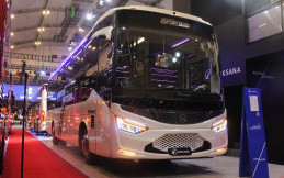 Intip Bus Sleeper Legacy SR3 FE Buatan Karoseri Laksana