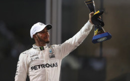Pakai Mesin Renault, Hamilton Optimistis McLaren Bangkit