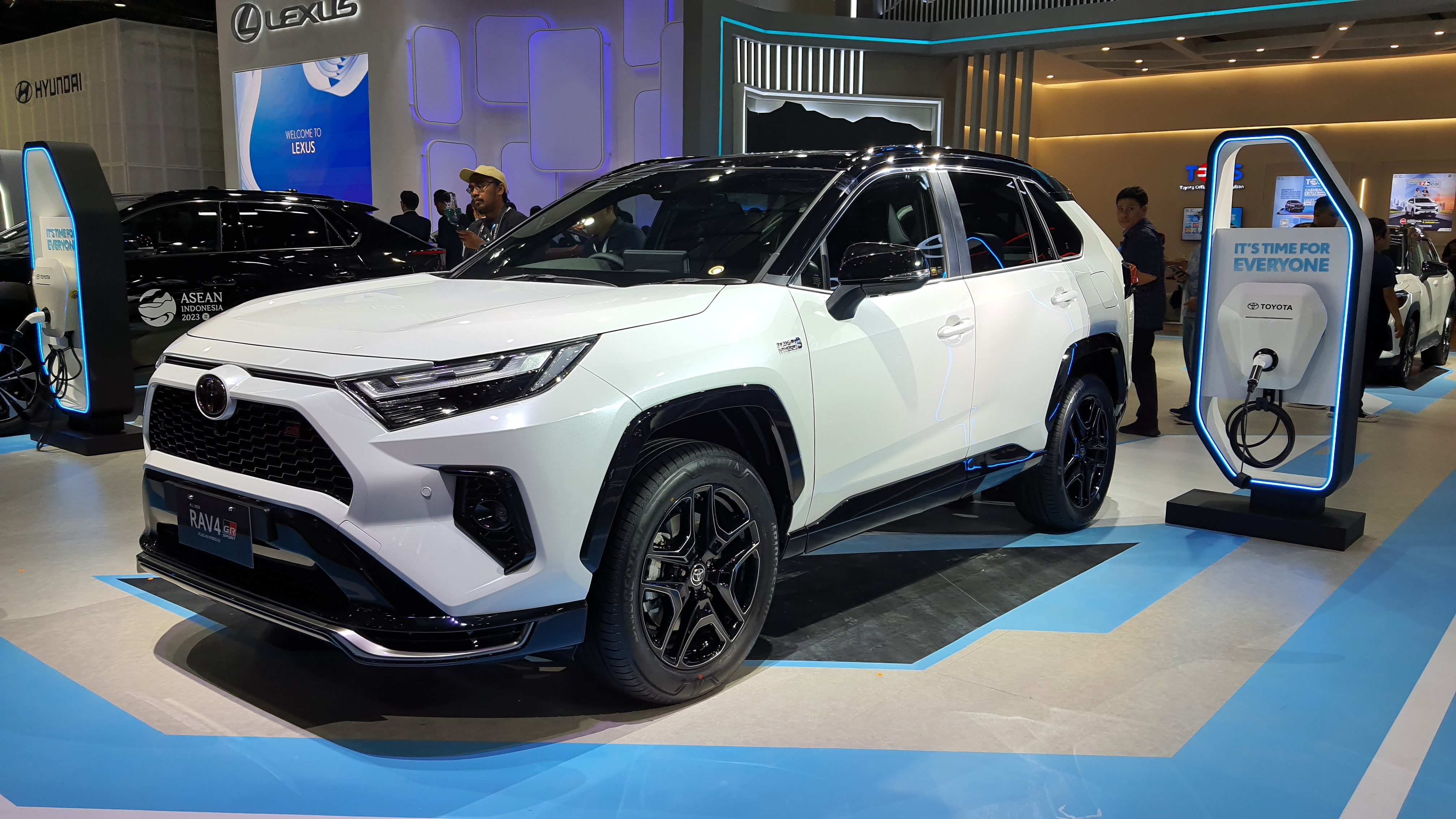 Toyota Akan Hadirkan Model Hybrid Baru Tahun Ini