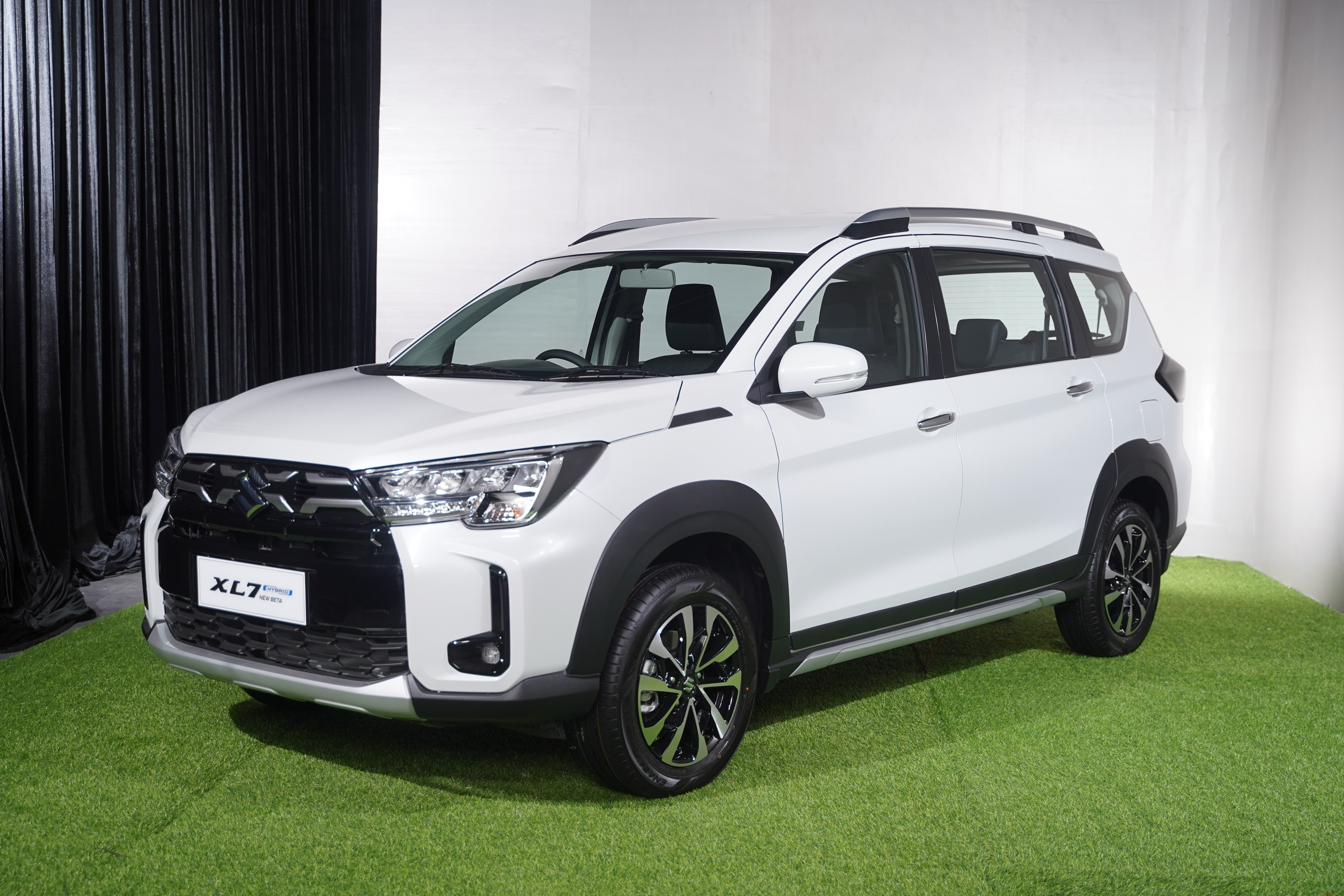 Hitungan Biaya Kepemilikan Suzuki New XL7 Dibandingkan Kompetitor
