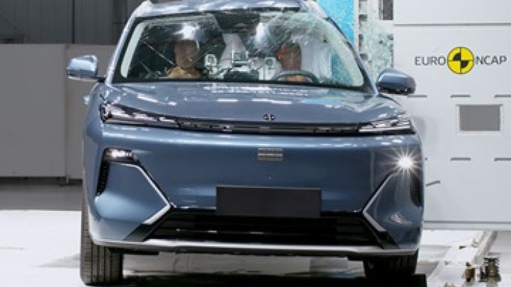 Geely Starray EM-i Raih Bintang Lima Euro NCAP