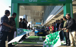 Layanan Resmi GrabCar Airport Kini Hadir di Bandar Udara Internasional Sultan Hasanuddin Makassar