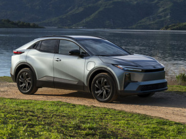 Toyota C-HR Kembali ke AS sebagai SUV Listrik Masyarakat Modern