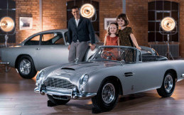 Maaf, Aston Martin DB5 Junior Khusus untuk Anak-anak