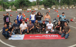 Konsumen Honda Big Bike Beruntung Jajal RC213V-S