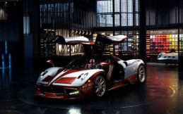 Pagani Huayra Lampo Mobil Bermesin Turbin Dibuat Hanya 1 Unit  