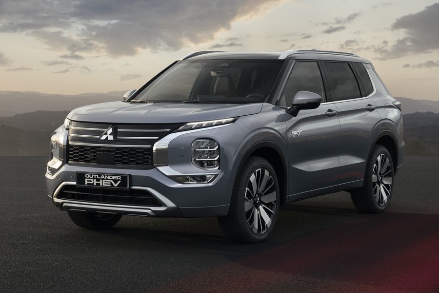 Mitsubishi Outlander PHEV 2026, Standar Baru SUV Elektrifikasi
