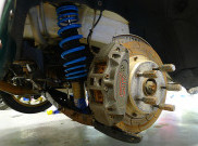 Berikut Perbedaan Rem Cakram dan Tromol pada Mobil