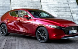 Mazda 3 dapat Pembaruan Lampu Matrix LED dan i-Activsense