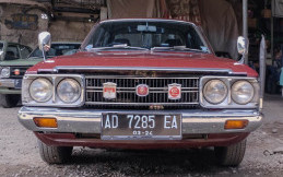 Kalau Jodoh Nggak Kemana, Cerita Dibalik Toyota Corona RT100 1976