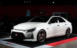 Toyota Mark X GRMN Tampil Sporty di Tokyo Auto Salon 2019