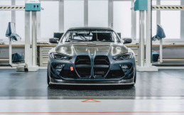 Intip Versi Telanjang BMW M4 GT4, Gunakan Material Baru