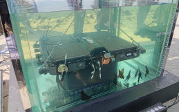 Chery Tes Kekuatan Baterai Mobilnya Pakai Cara Ekstrem, Direndam Air Laut