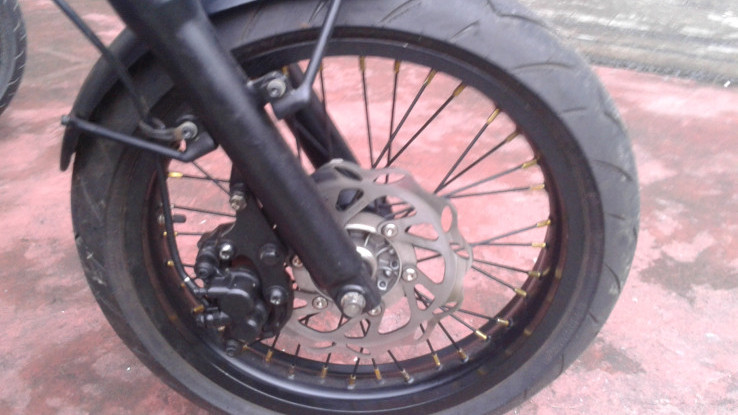 Ban dan Pelek Berpengaruh Dengan Kenyamanan Bermotor