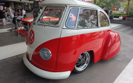 Mobil Perpaduan VW Combi dan Kodok Jadi Pemenang Hot Wheels Legend Tour Indonesia