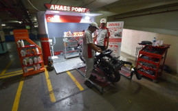 Kini Service Motor Honda Bisa di Parkiran Mall 