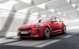 Kia Resmi Perkenalkan Sedan Sporty Stinger
