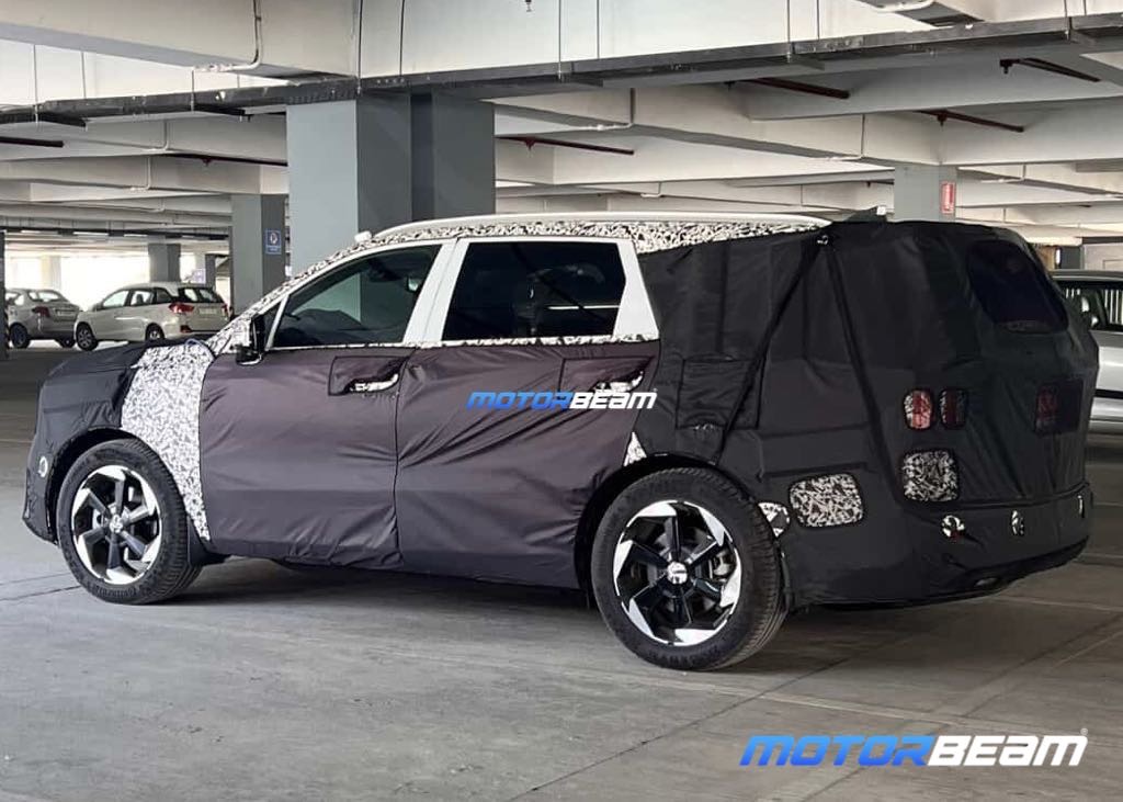 Siap Meluncur Tahun Depan, Kia Sorento Hybrid 7 Penumpang Jalani Uji Coba