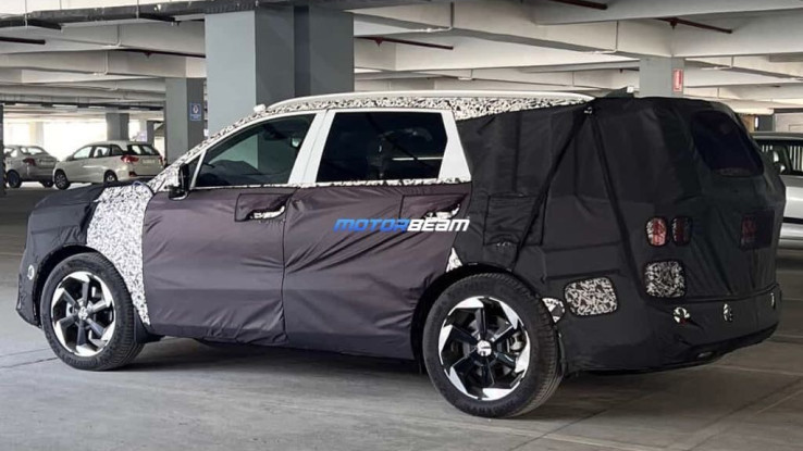 Siap Meluncur Tahun Depan, Kia Sorento Hybrid 7 Penumpang Jalani Uji Coba