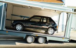 Peugeot 205 GTi yang Legendaris Bakal Diproduksi Kembali