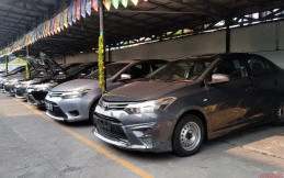 Beli Mobil Eks Bluebird, Gimana Pelat Nomor dan STNK-nya?