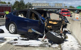 Pemeritah AS Buka Penyelidikan Kasus Kecelakaan Terkait Fitur Autopilot Tesla
