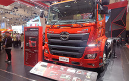 Tiga Model Hino Ini Dapat Sertifikat TKDN