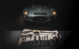 Jaguar Kembali Produksi Toolkit untuk E-Type Model Lawas
