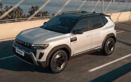Renault Duster Hybrid Resmi Meluncur, Konsumsi BBM Tembus 29 Kpl