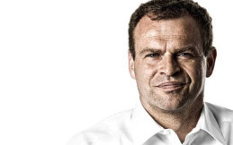 Mantan CEO AMG Tobias Moers jadi Bos Baru Aston Martin