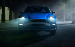 Aston Martin DBX707, SUV Paling Cepat
