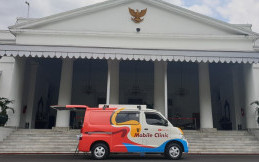 Daihatsu Donasikan Gran Max Mobil Klinik untuk Pemprov Jawa Barat