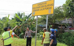 Bus Roda Enam atau Lebih di Larang Lalui Jalur Puncak
