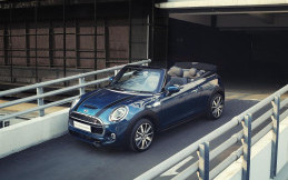 MINI Cabrio Sidewalk Edition Dijual Terbatas Seharga Rp880 Juta