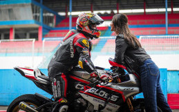 Bos Yamaha Mekar Eric Saputra Akhiri Masa Lajang Bersama Atries Angel