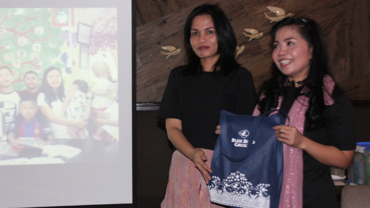 Blue Bird Berikan Bantuan Ke Rumah Harapan Yayasan Valencia