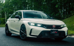 Honda Civic Type R Terbaru Produksi di Jepang