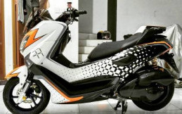 Airbrush untuk Yamaha NMax Banyak Diminati di Skullfire Co 