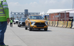 Mitsubishi XForce Resmi Jalani Ekspor Perdana ke Vietnam