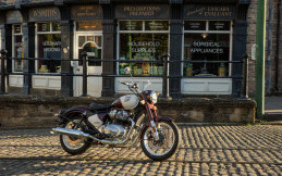 Intip 4 Motor Royal Enfield yang Baru Meluncur di EIMCA 2024