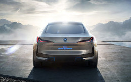 BMW Terus Dorong Investasi untuk Teknologi E-Mobility dan Autonomous