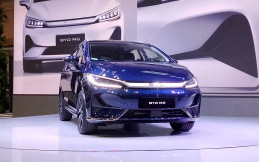 Rekomendasi Mobil Listrik 7 Penumpang untuk Mudik Lebaran