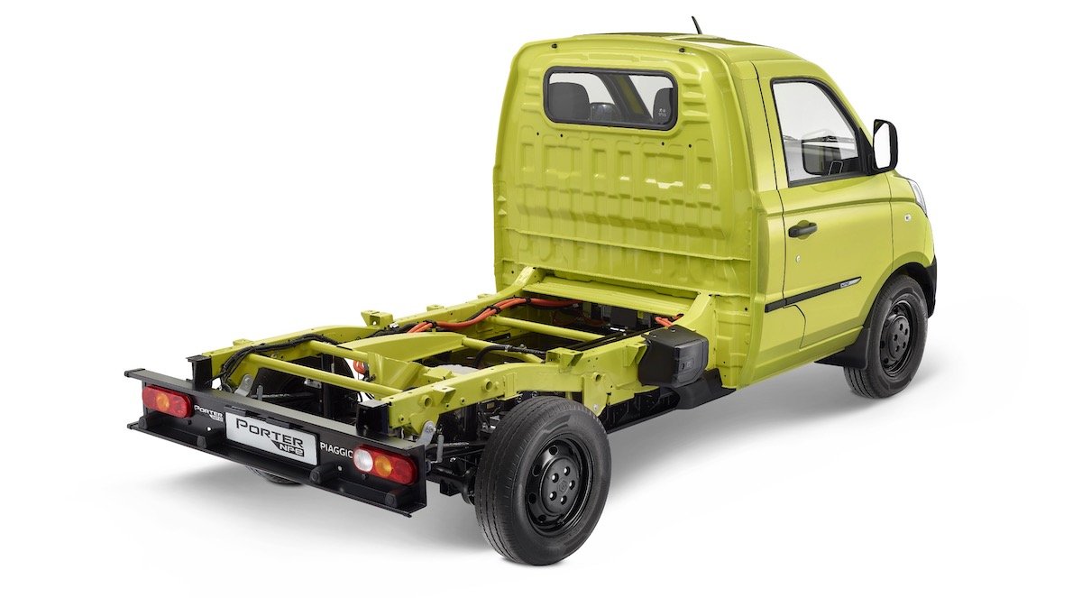 Kendaraan Komersial Listrik Piaggio Porter NPE