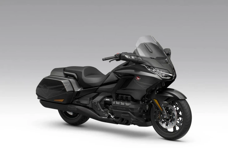 Honda Gold Wing 2027 Tampil dengan Warna Baru dan Fitur Mewah