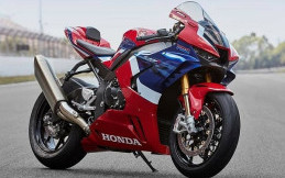 Setang Piston Bermasalah, Ratusan Unit Honda CBR1000RR-R Terpaksa Ditarik