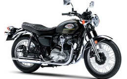 Tampil Lebih Klasik, Kawasaki W800 Terbaru Resmi Meluncur
