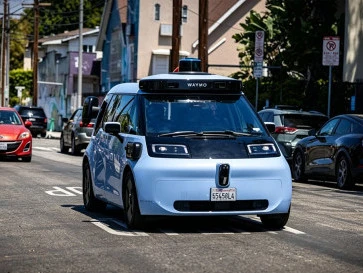 Robotaxi Zeekr Mulai Beroperasi di AS Bersama Waymo
