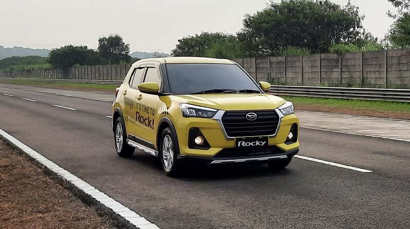 Daihatsu Berikan Edukasi dan Bagikan Sertifikasi Keselamatan Berkendara